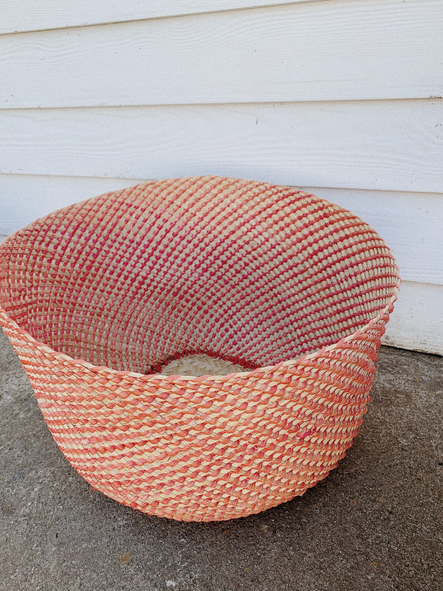 MADAGASCAR HAND WOVEN BASKET