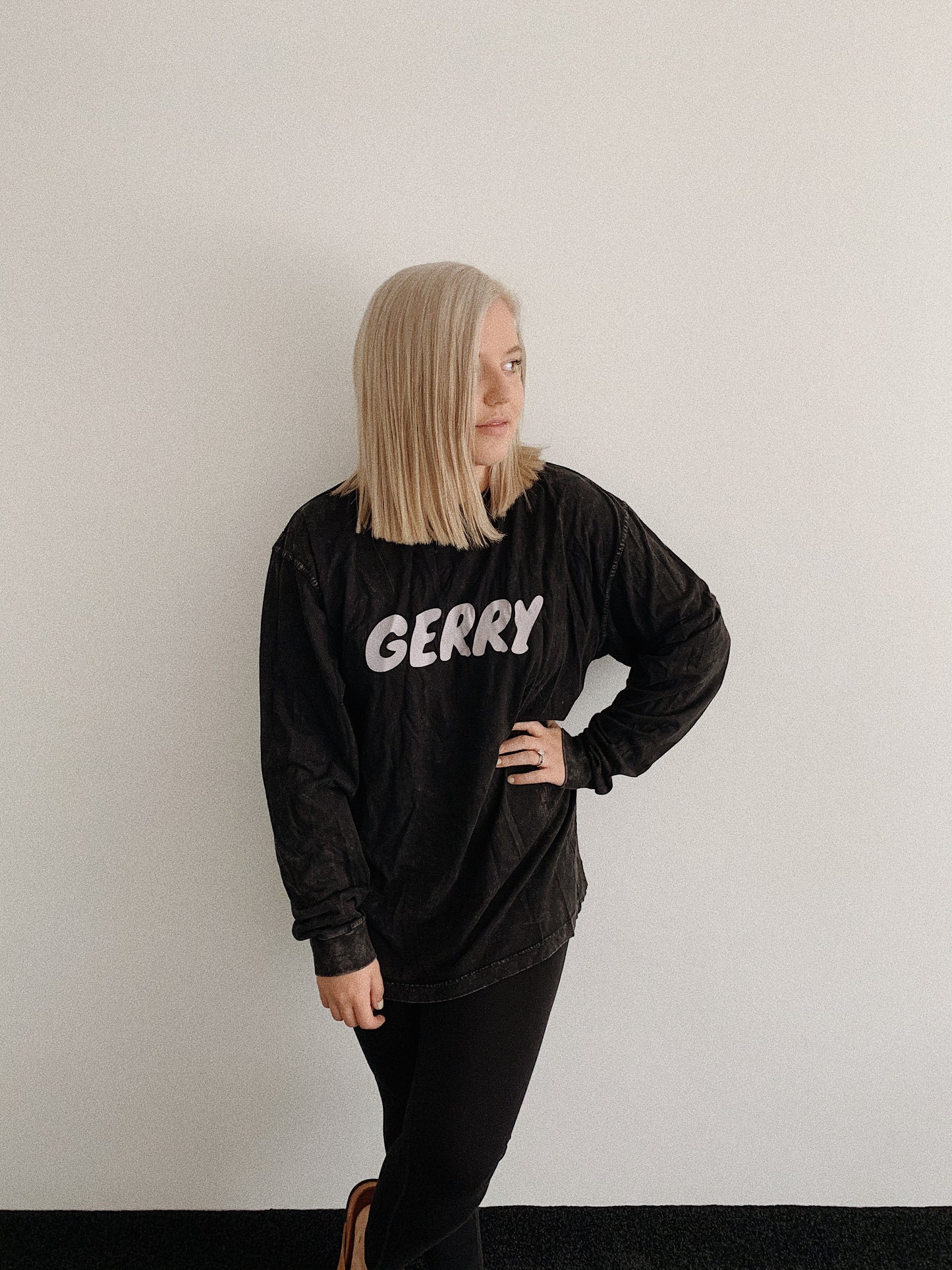 Gerry Can : LAZE LONG TEE // ACID WASH