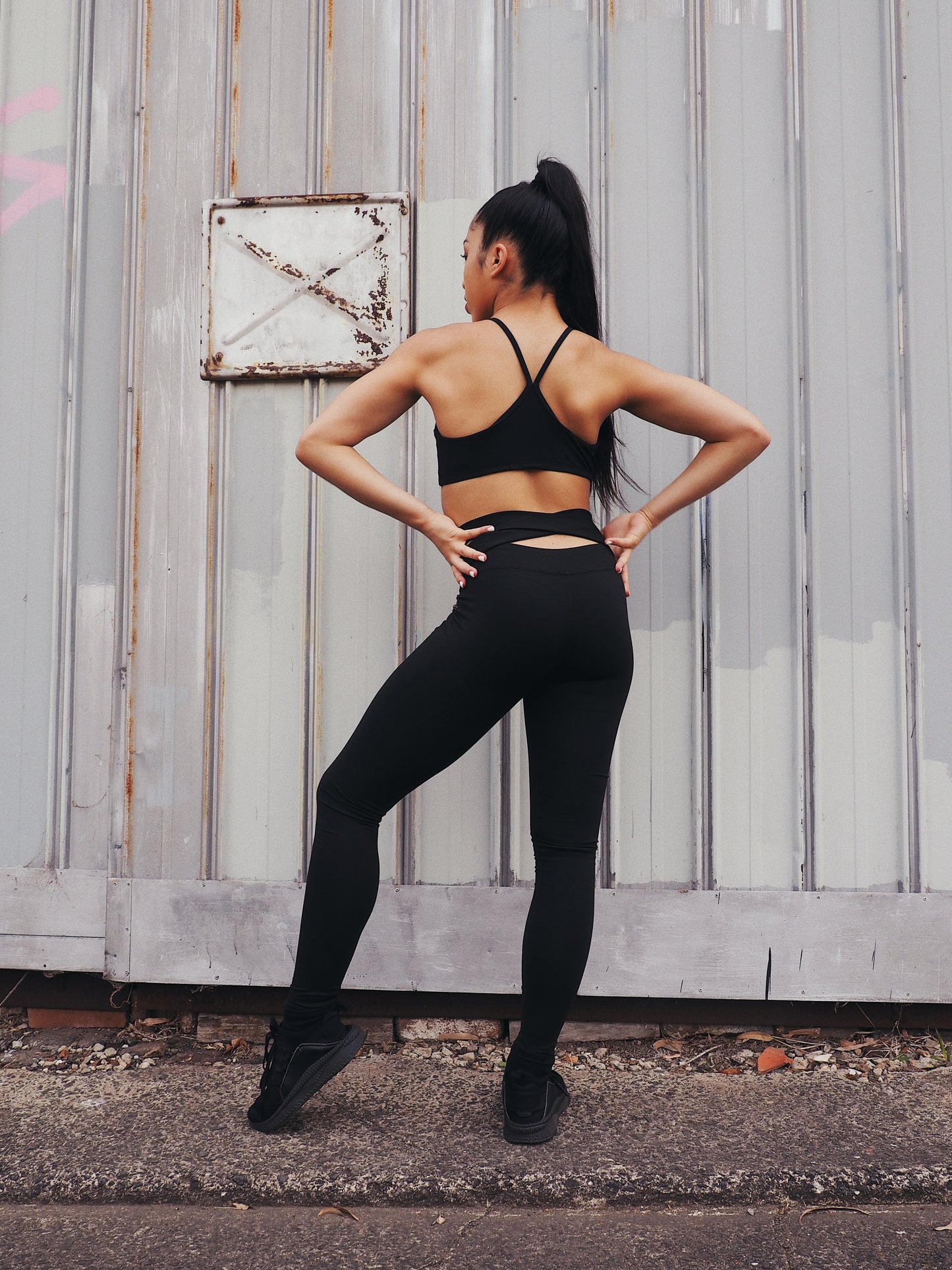 STORM LEGGINGS // BLACK