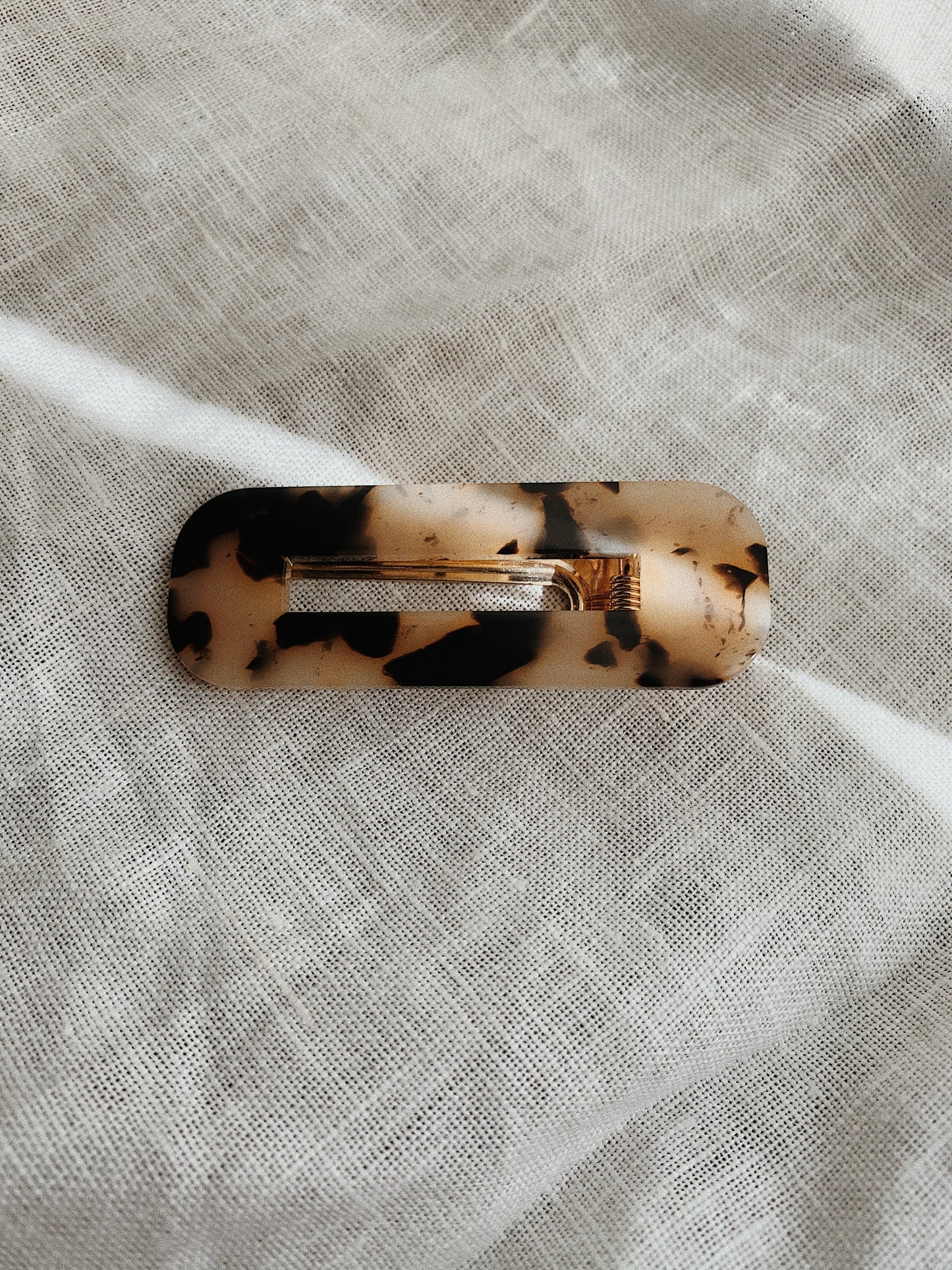Heidi Beige Tort Pattern Hair Clip