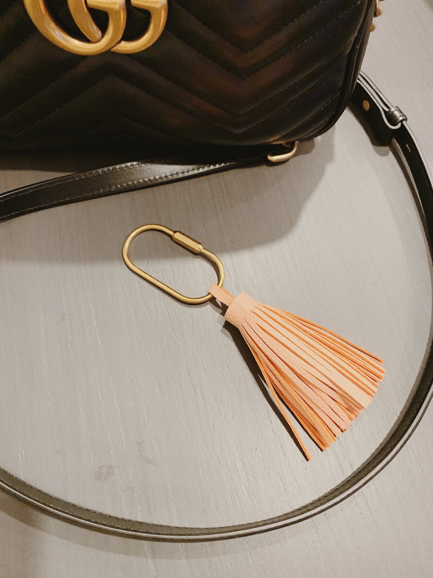 METAL + TASSEL KEY HOLDER BLUSH