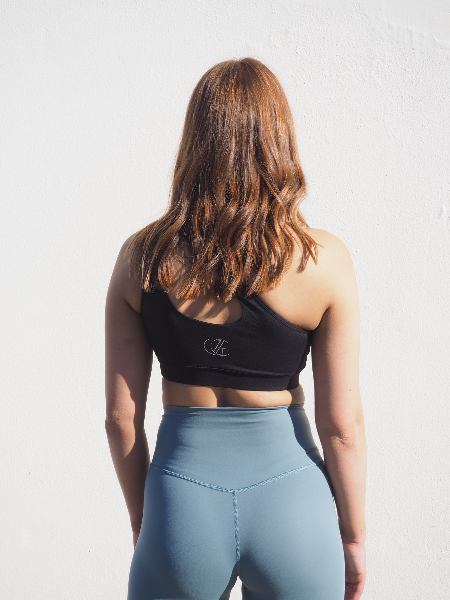 Gerrycan Kye One Sleeve compression Support Crop Top - Black