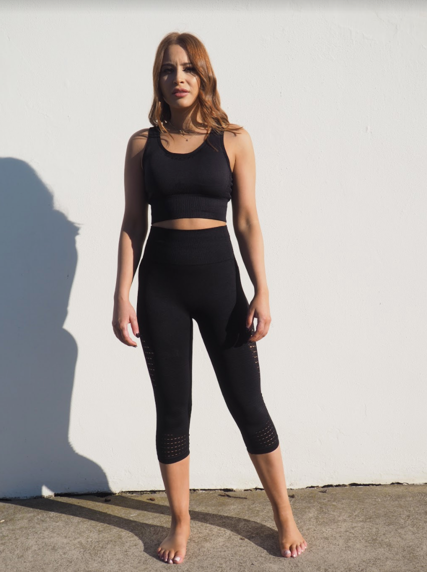 SEAMLESS MONO // BLACK LEGGINGS