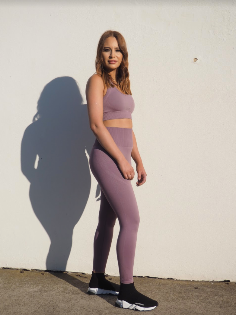 SEAMLESS GEO LAVENDER KNIT SET