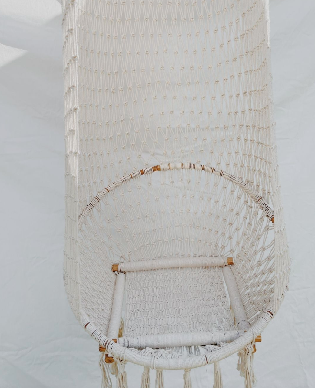 MACRAME HANGING SWING CHAIR - TALL STLYE (Natural)