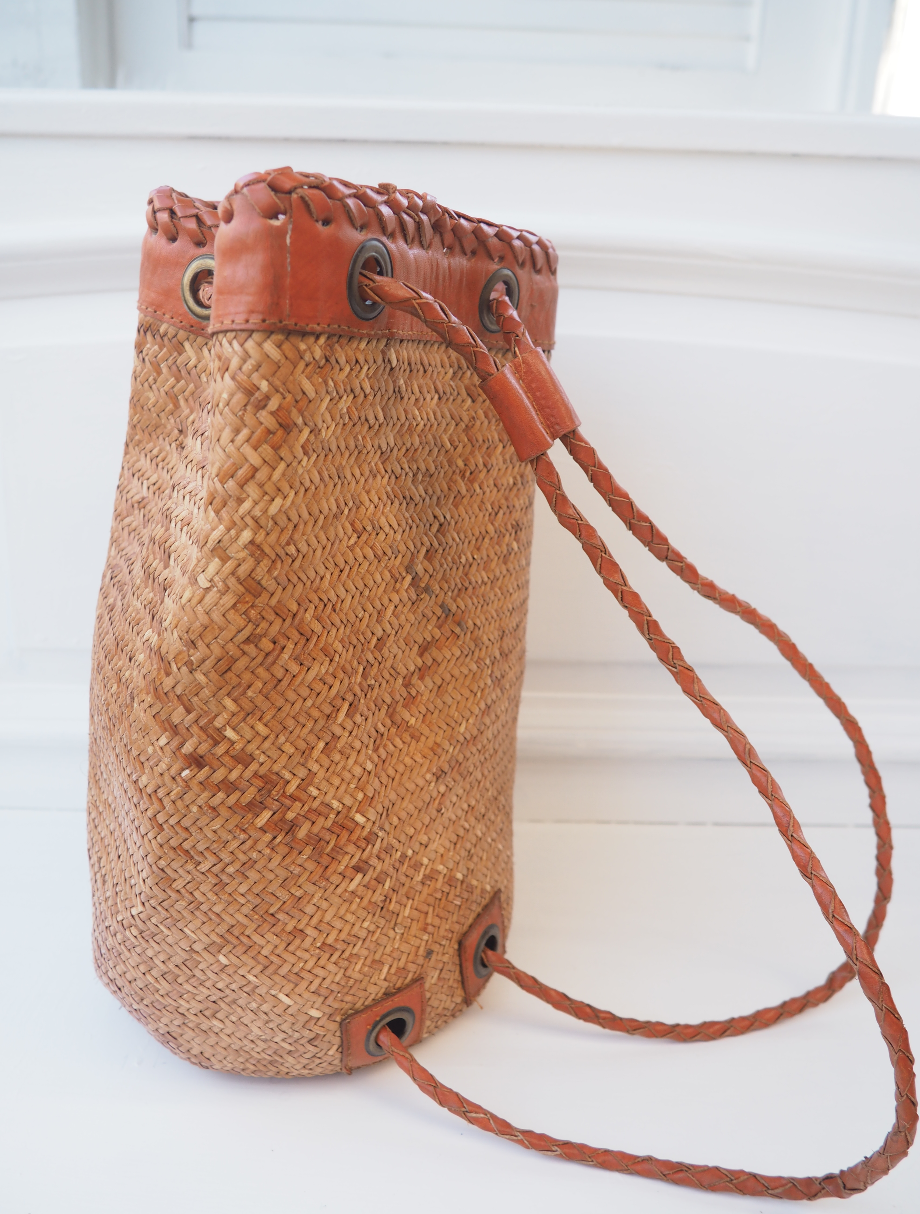 LEATHER DETAIL RATTAN FISHERMANS BAG