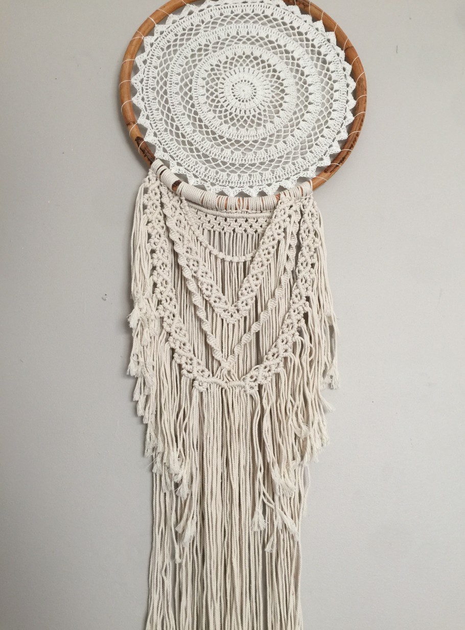 MACRAME DETAILED LARGE SIZE DREAMCATCHER- TWISTED TROPICS