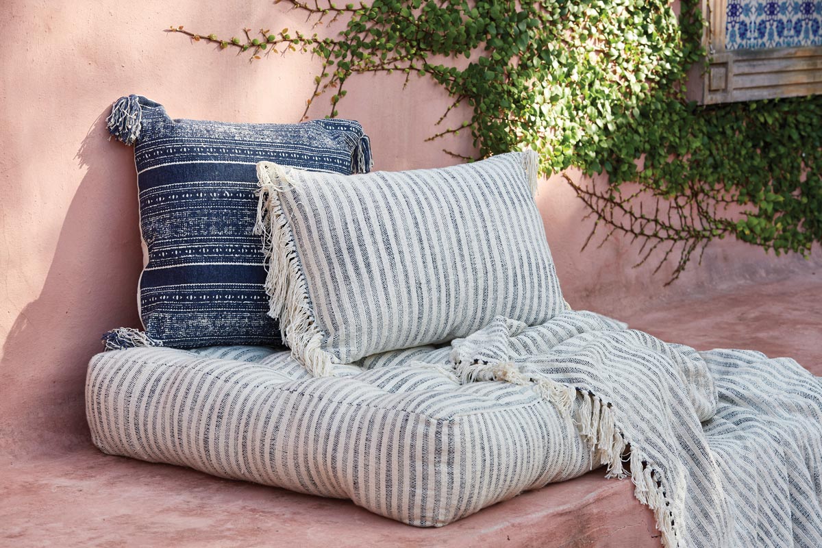 Eb and Ive - HACIENDA THROW - Light