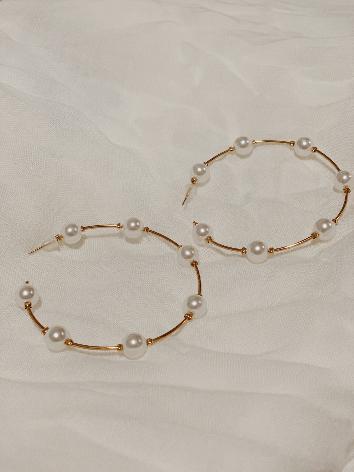 Daily Dainty Pearl Hoops | By: Life in the sun store