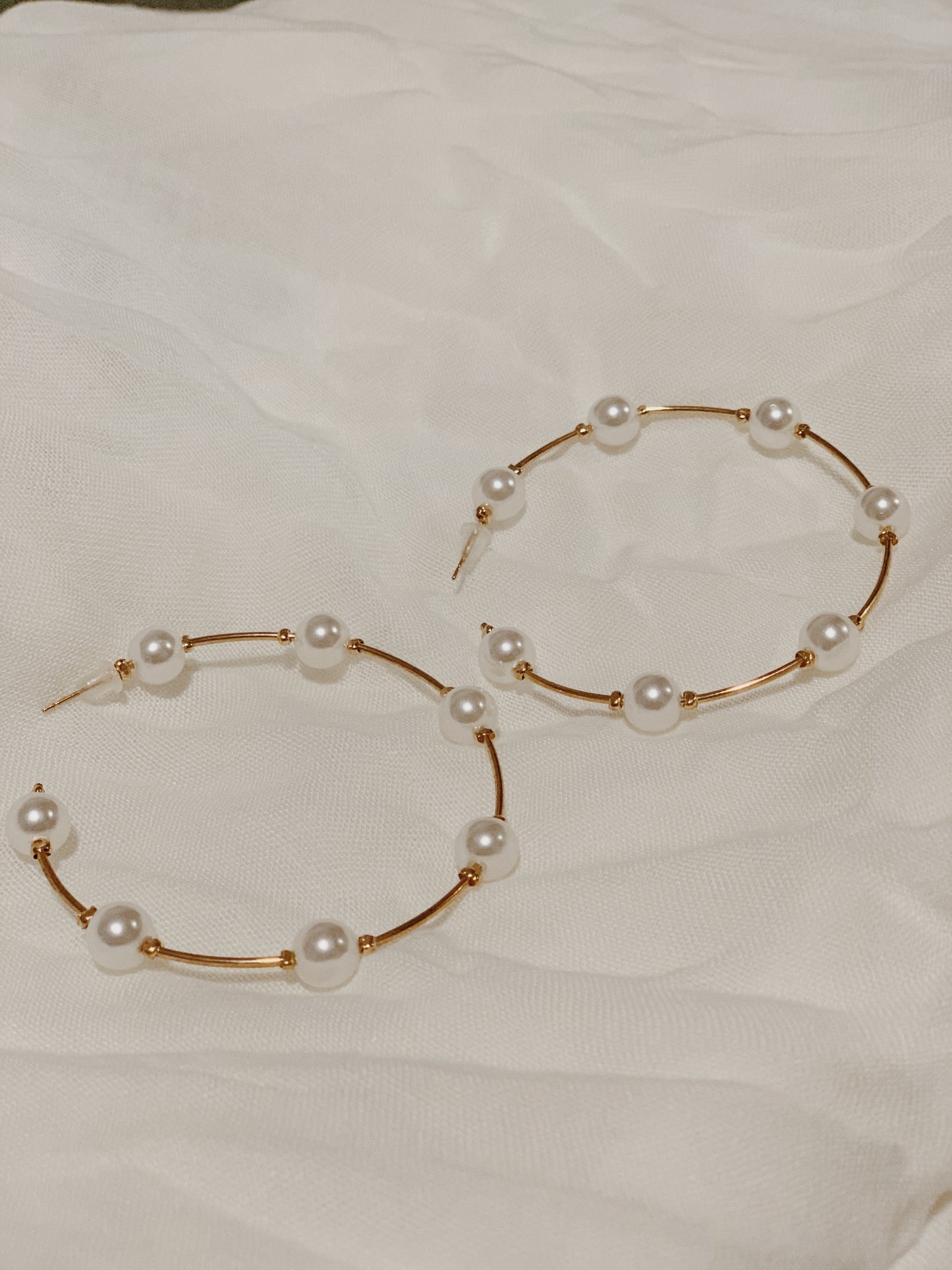 Daily Dainty Pearl Hoops | By: Life in the sun store