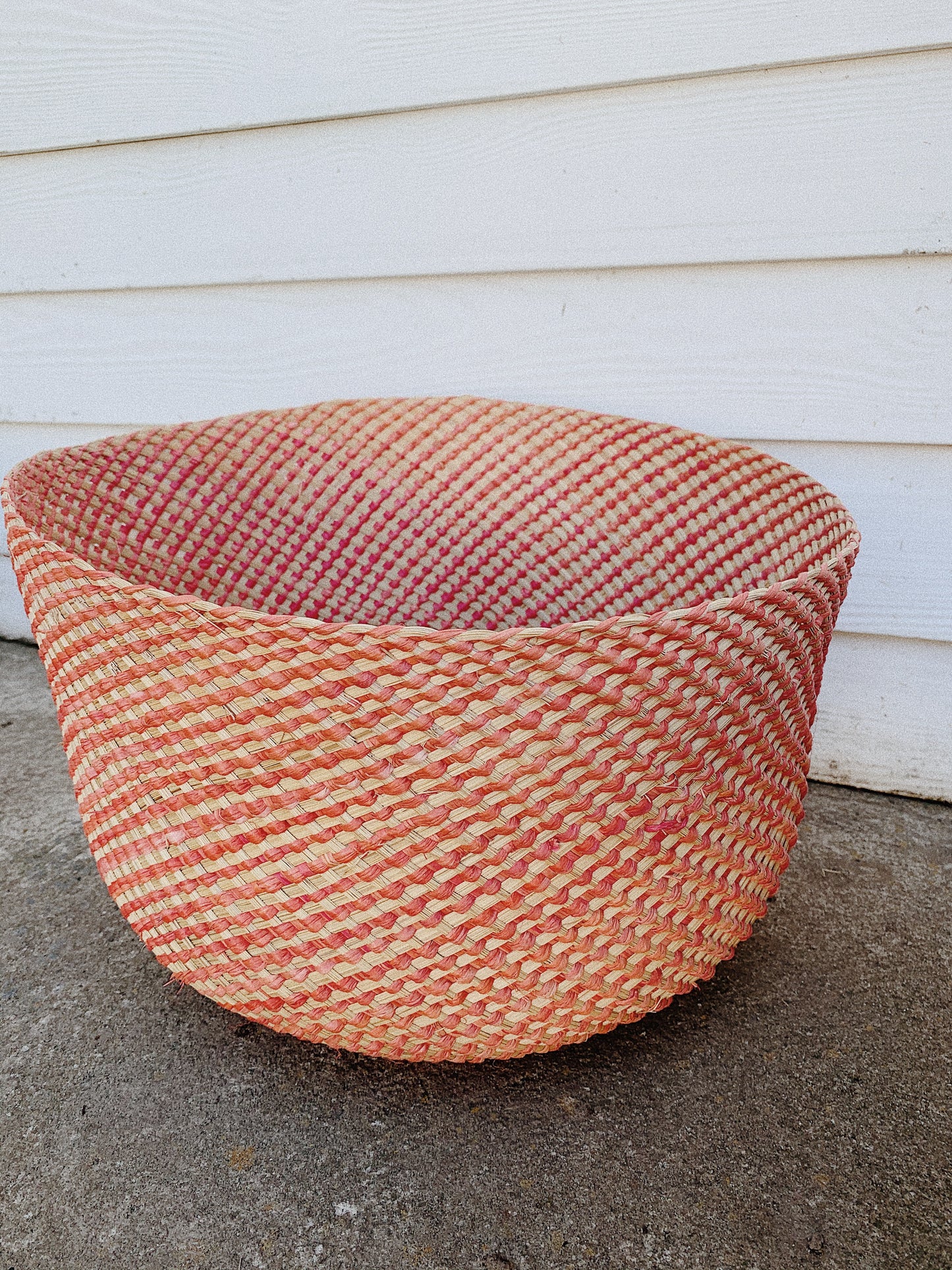 MADAGASCAR HAND WOVEN BASKET