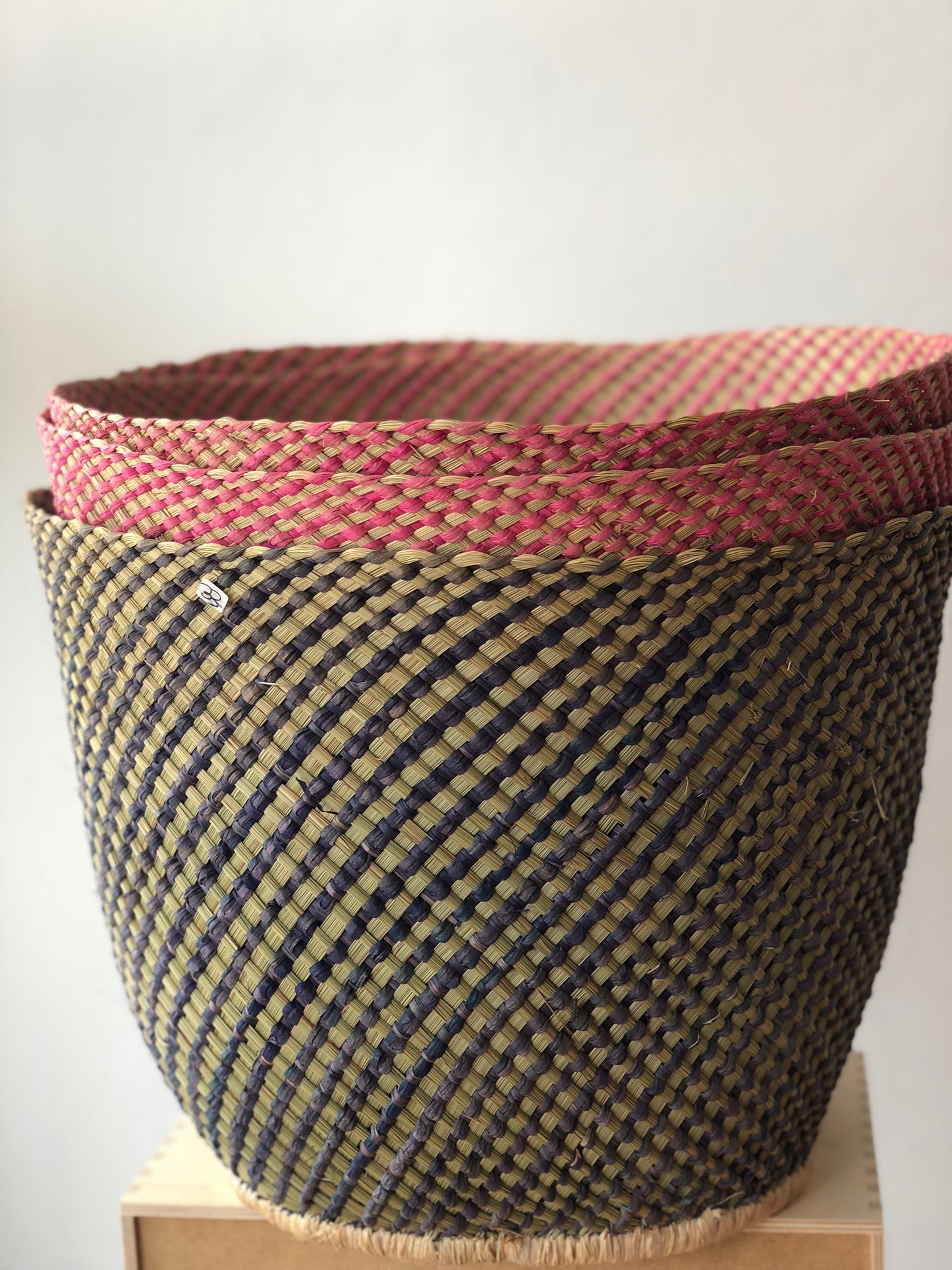 MADAGASCAR HAND WOVEN BASKET
