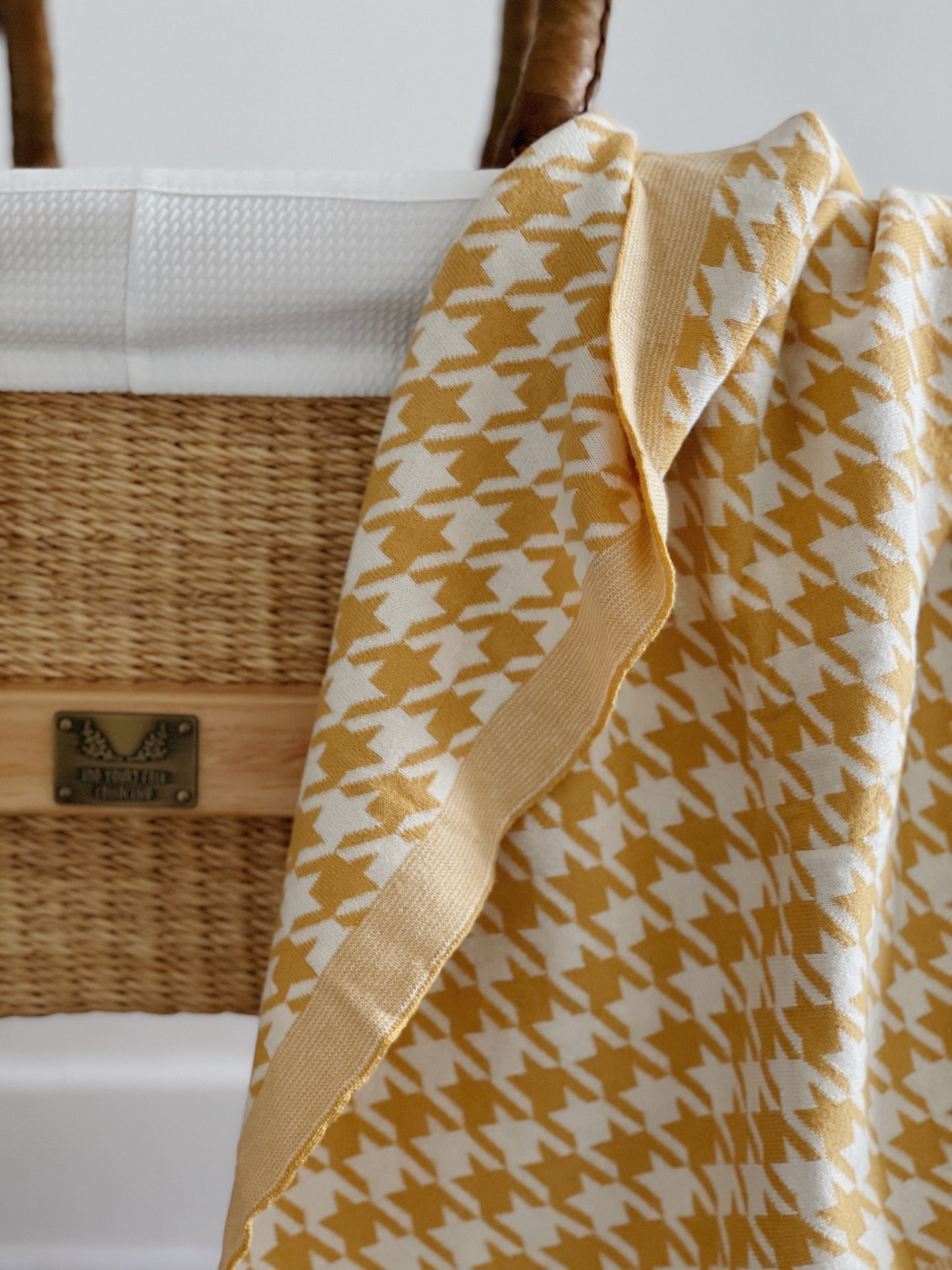 HOUNDSTOOTH BLANKET- LEMON