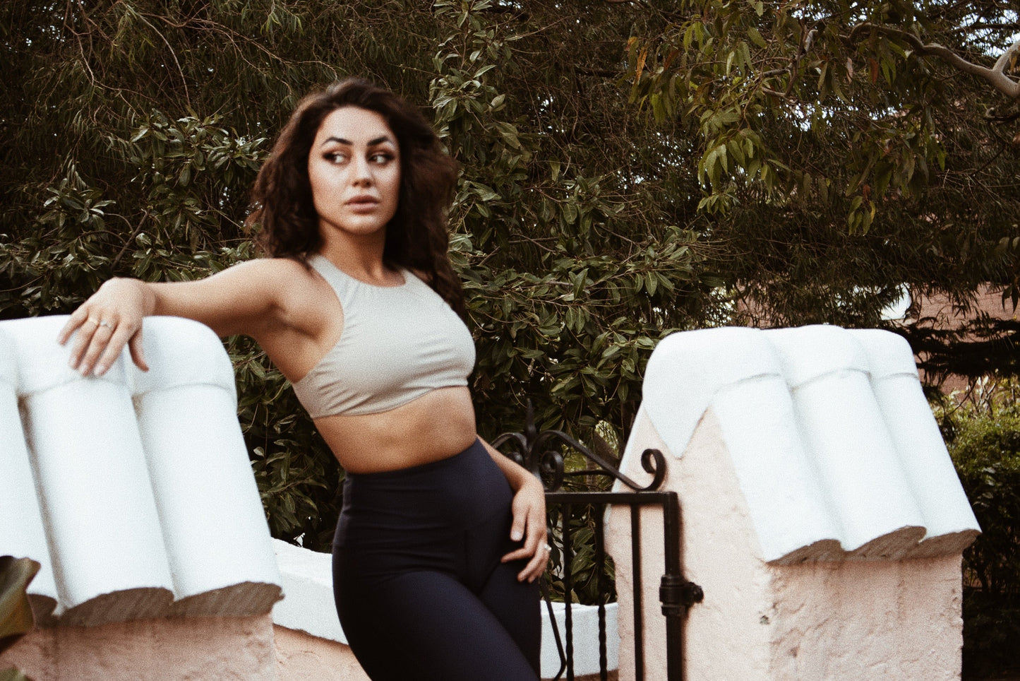 LARA CROP // LIGHT TAN