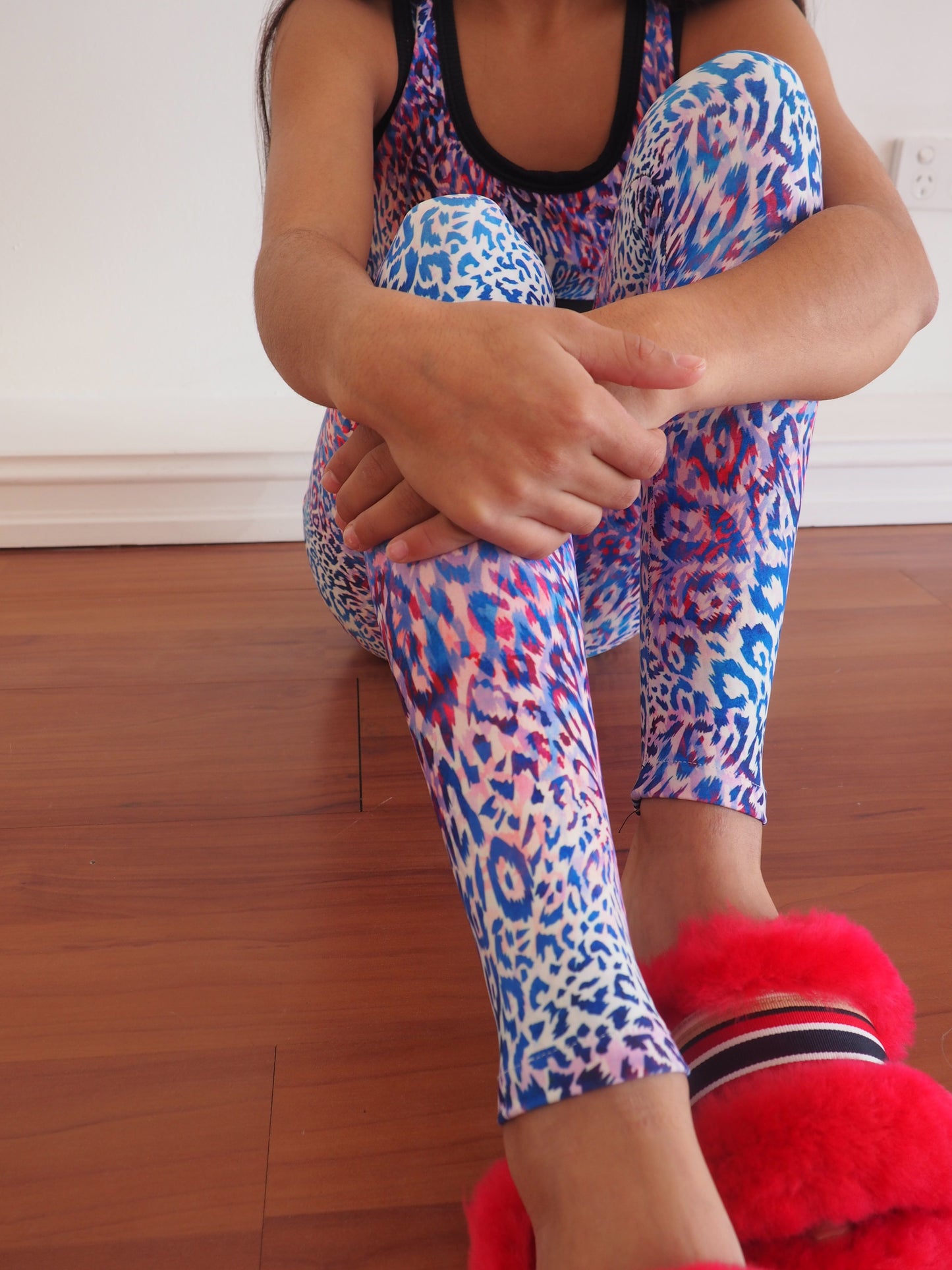  NEON BLUE AND PINK  LEOPARD PRINT  TWEENS COMPRESSION TIGHTS - GERRY CAN 