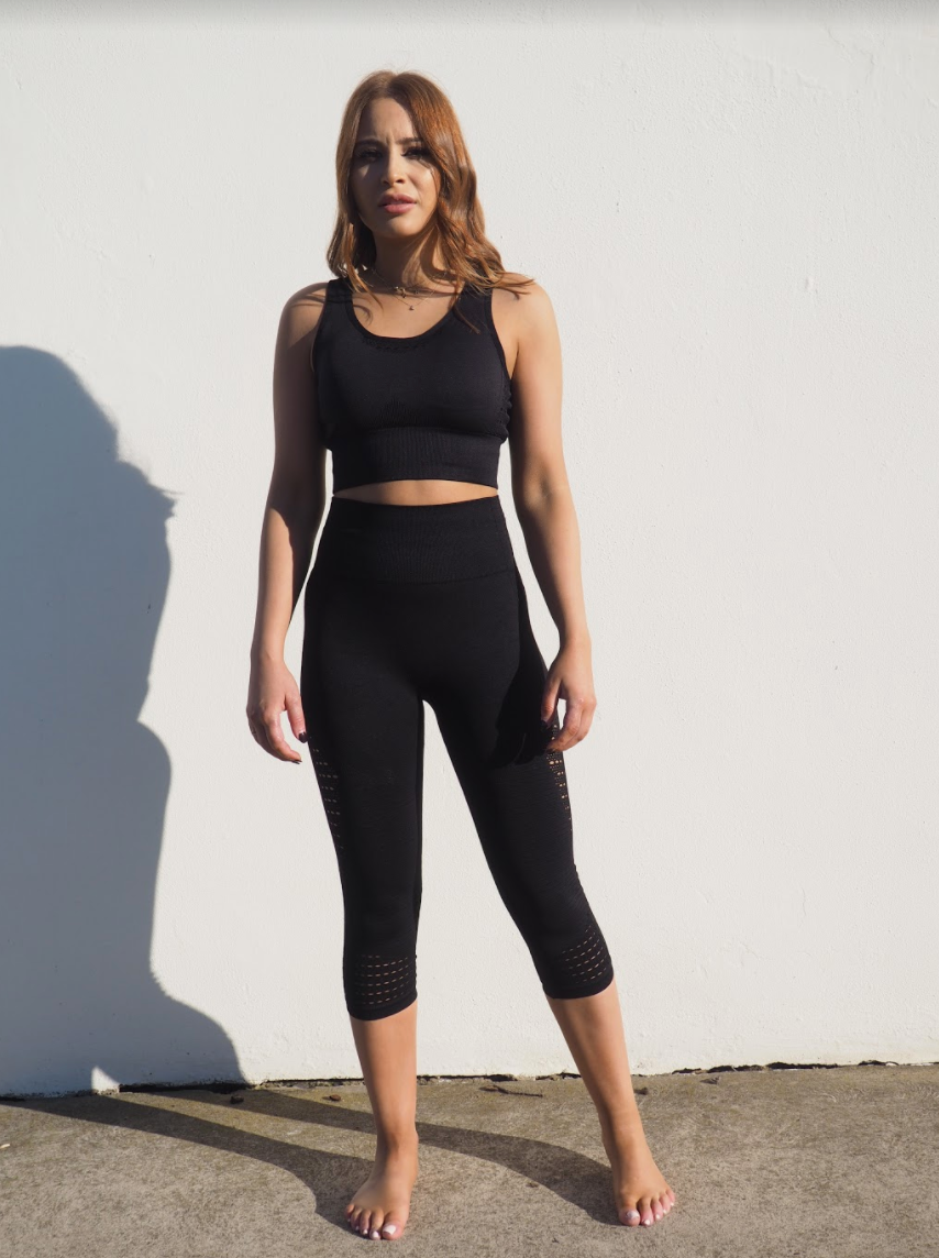 SEAMLESS MONO //  BLACK LEGGINGS