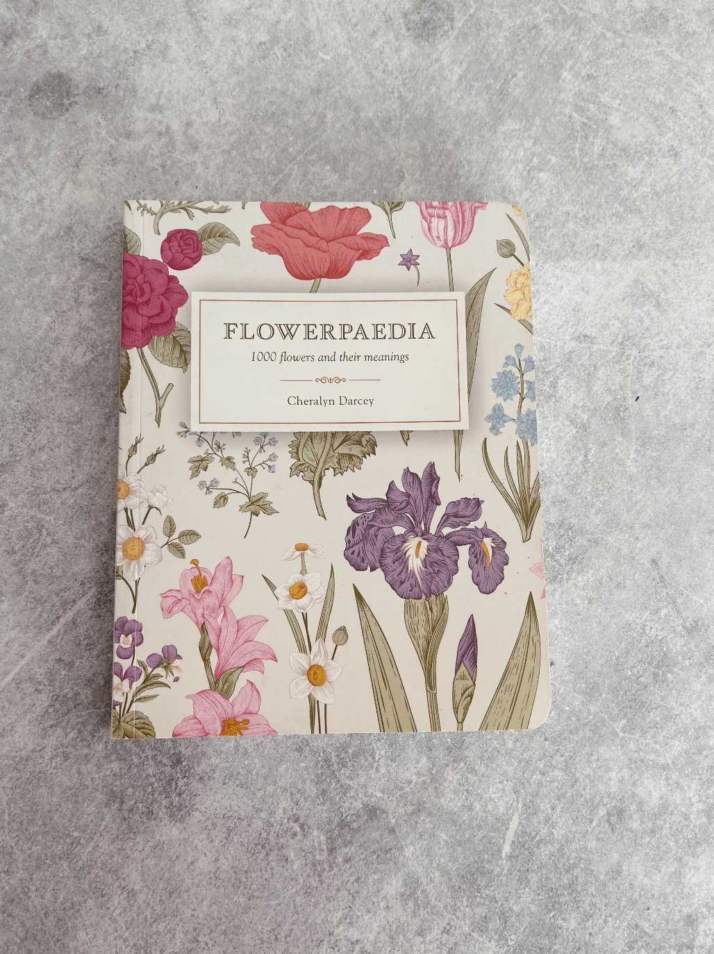 Flowerpaedia: 1000 flowers and their meanings Paperback – 1 April 2017